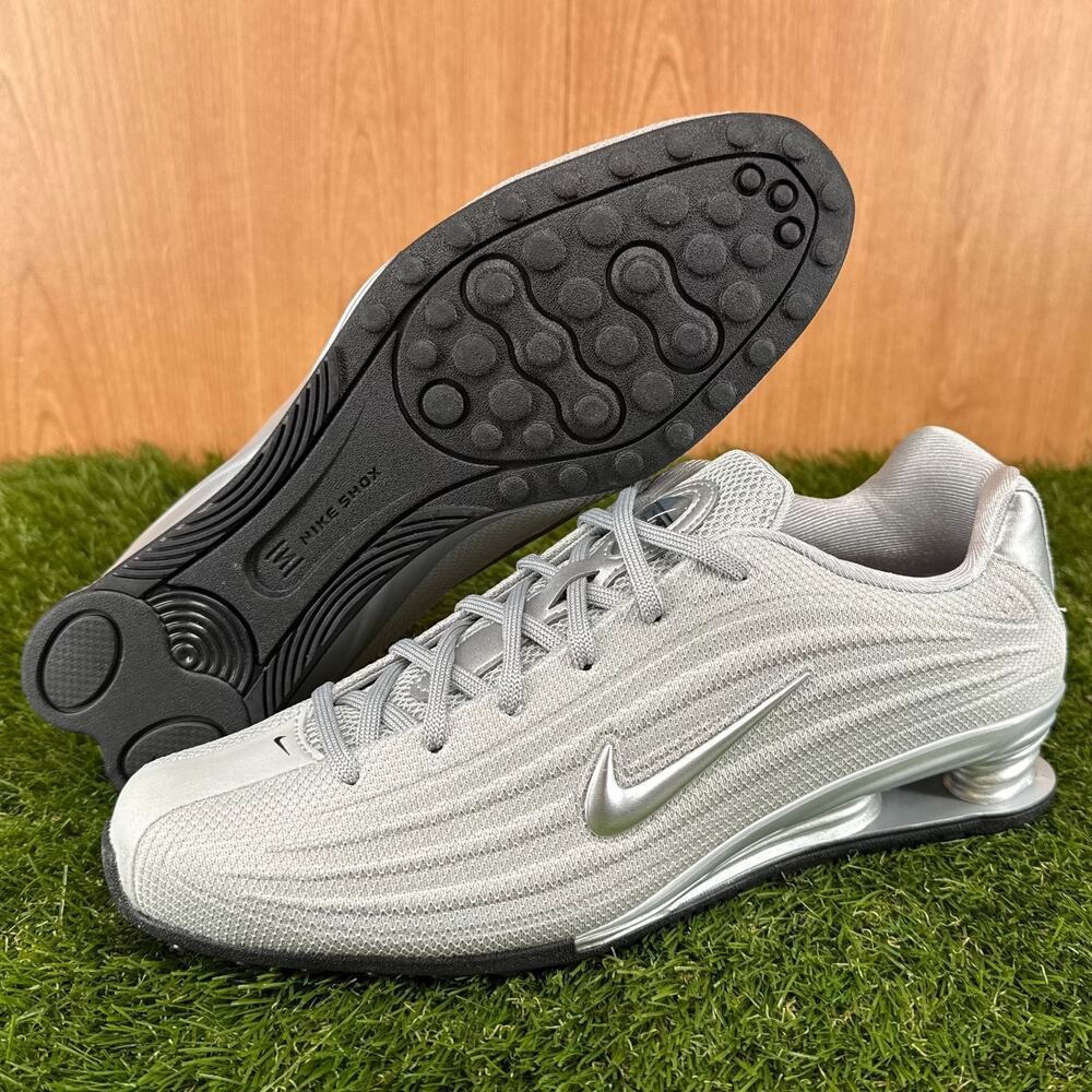 Nike Shox Z Metallic Silver Running Sneakers HQ7540-001 Women's Size 8.5